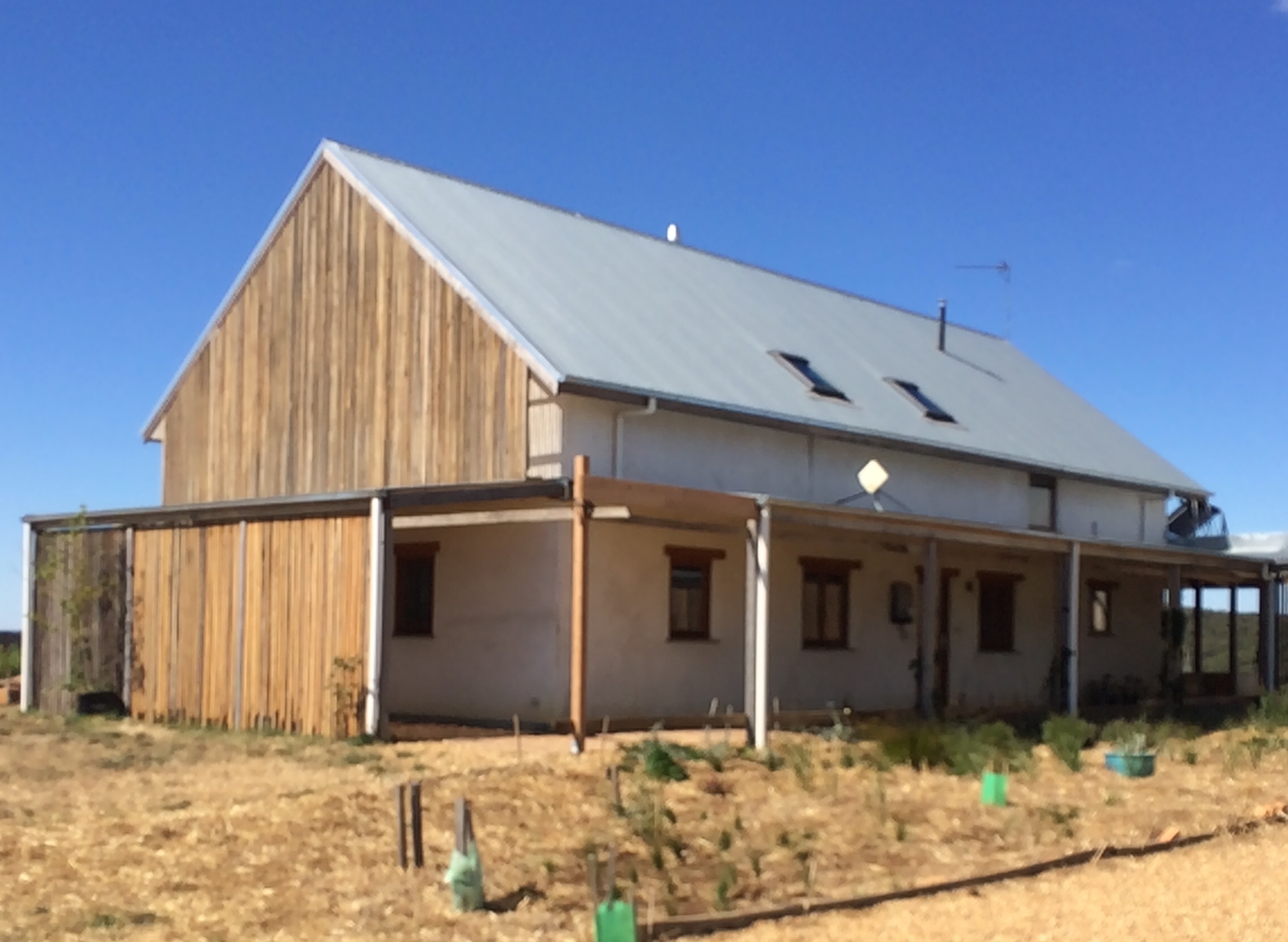 Eganstown Light Earth Residence - Section 1, Image 2